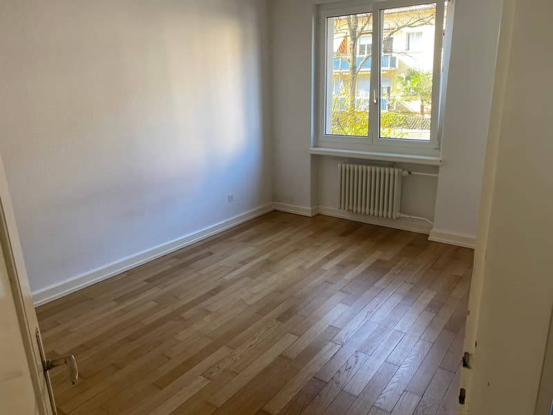 Charmante 2.5-Zimmer-Wohnung mit Balkon an der Bucheggstrasse in Zürich (3)