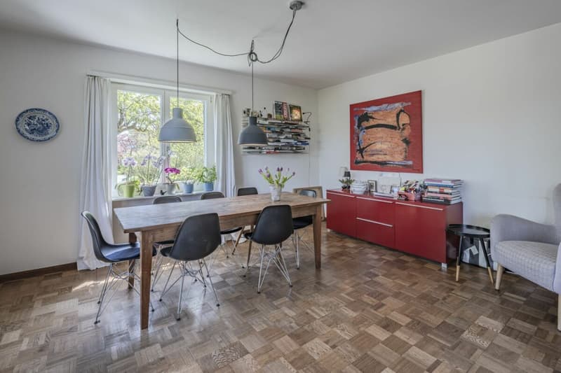 Single-family house with potential for new construction in top location! (7)