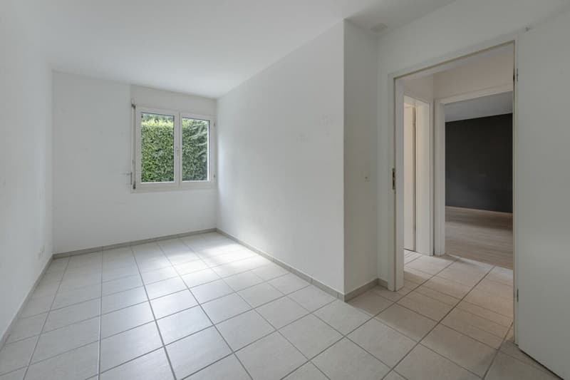 Spacious garden apartment - just a few steps from Oberrieden train station (6)