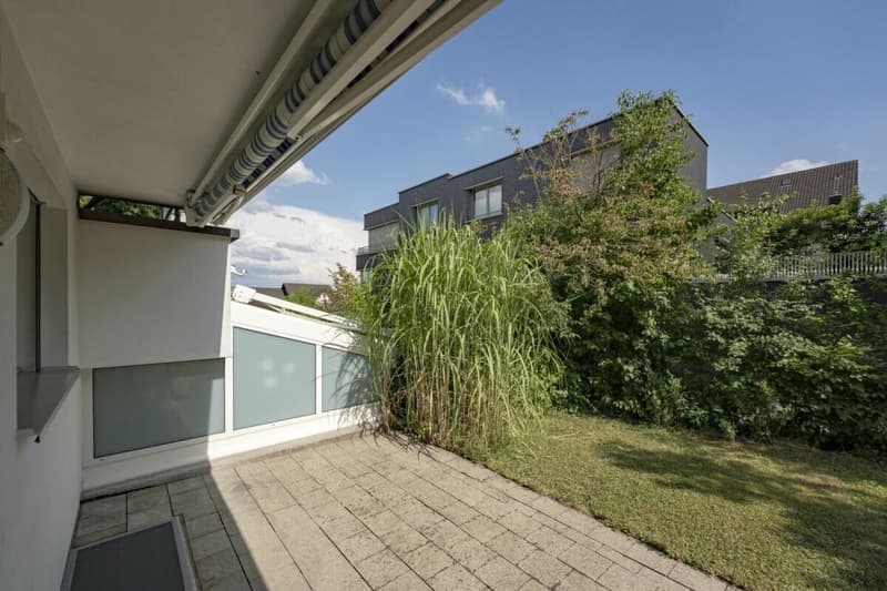 Spacious garden apartment - just a few steps from Oberrieden train station (10)