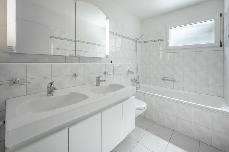 Spacious garden apartment - just a few steps from Oberrieden train station (8)