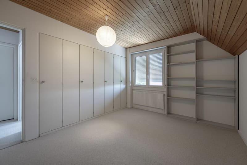 Charming 5.5-room single-family house with garden idyll and plenty of privacy (11)