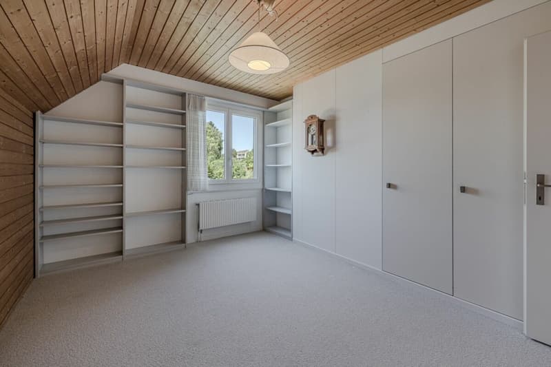 Charming 5.5-room single-family house with garden idyll and plenty of privacy (12)