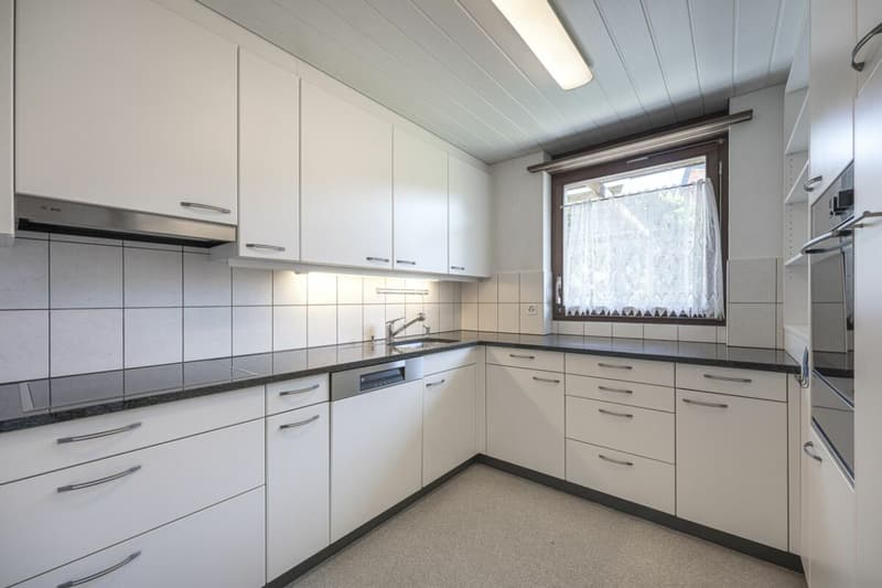 Charming 5.5-room single-family house with garden idyll and plenty of privacy (3)