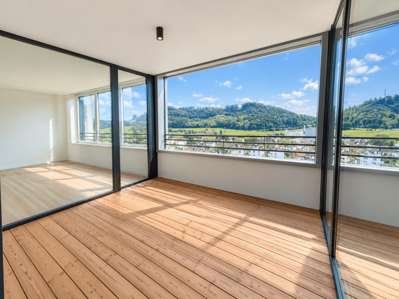 Einmalige 4.5-Zimmerwohnung im 9. Obergeschoss mit Weitblick über das Suhrental (3)