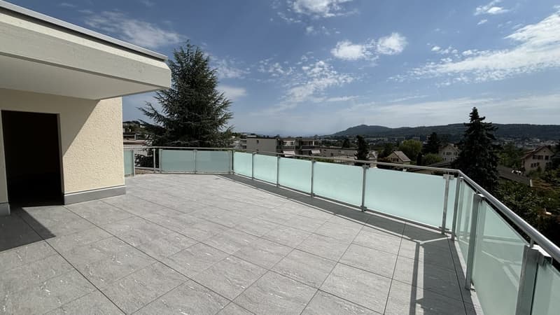 5 1/2-ZIMMER-ATTIKAWOHNUNG; NEU RENOVIERT (1)