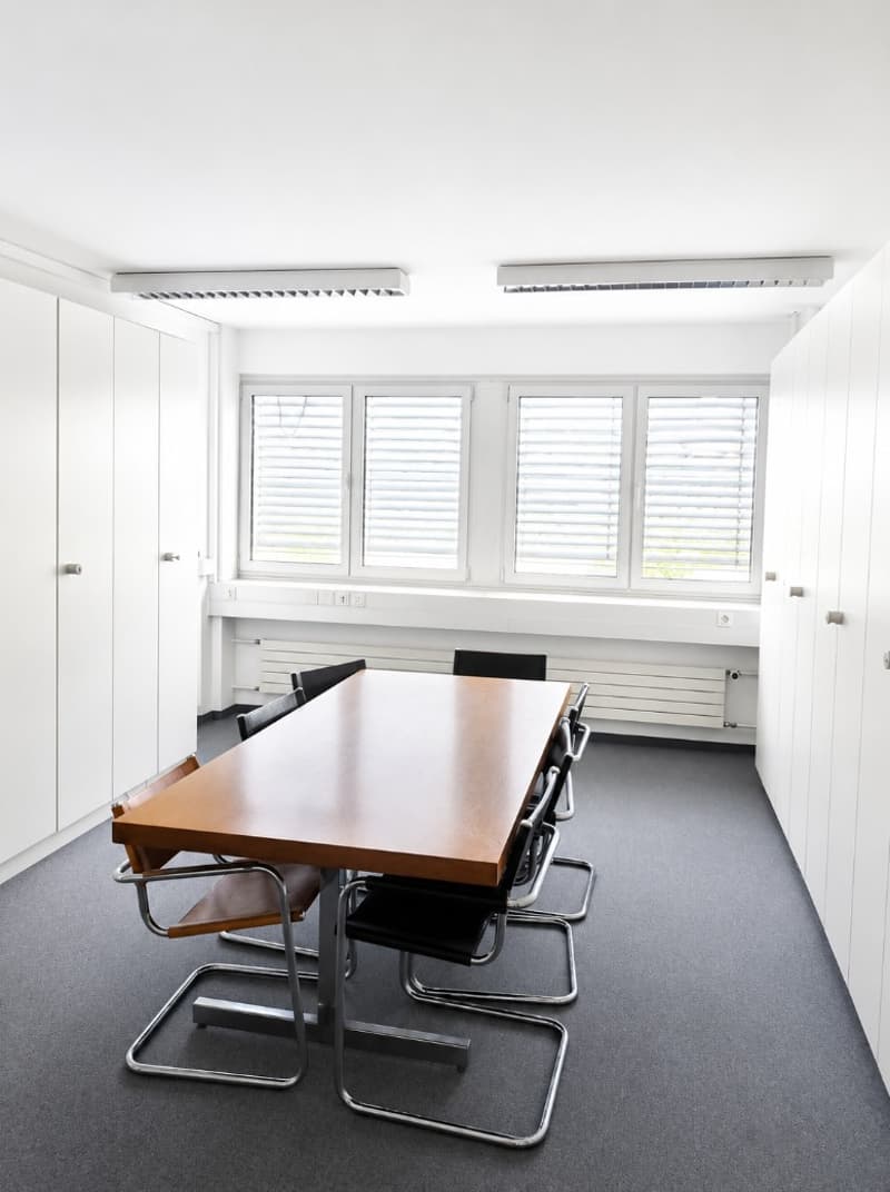 Modern single office for rent (1)