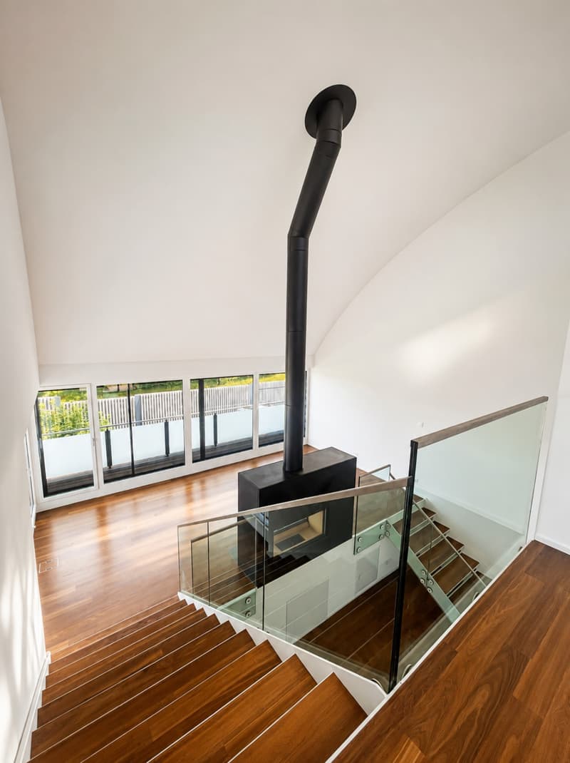 Habitation de rêve avec aménagement luxueux ! 1 grande chambre à coucher à l'étage supérieur, le reste conçu de manière ouverte (7)
