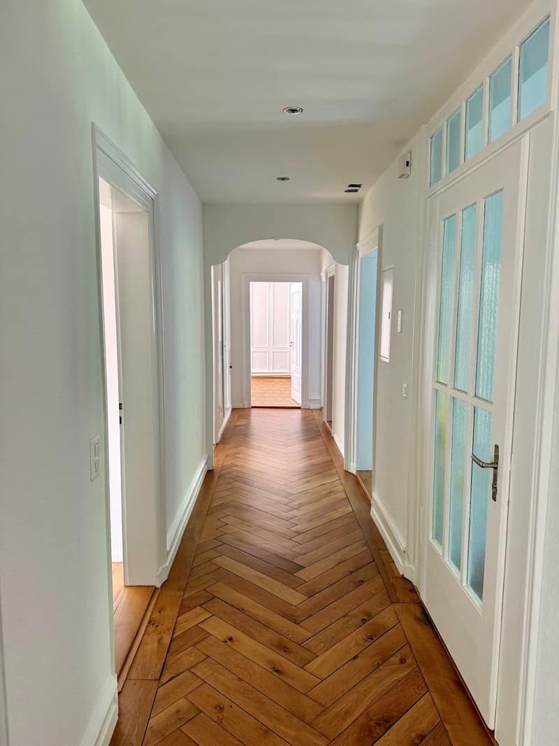 Neu sanierte 6-Zimmerwohnung im 1.OG ca. 160 m2 (Wohnen/Arbeiten) (7)