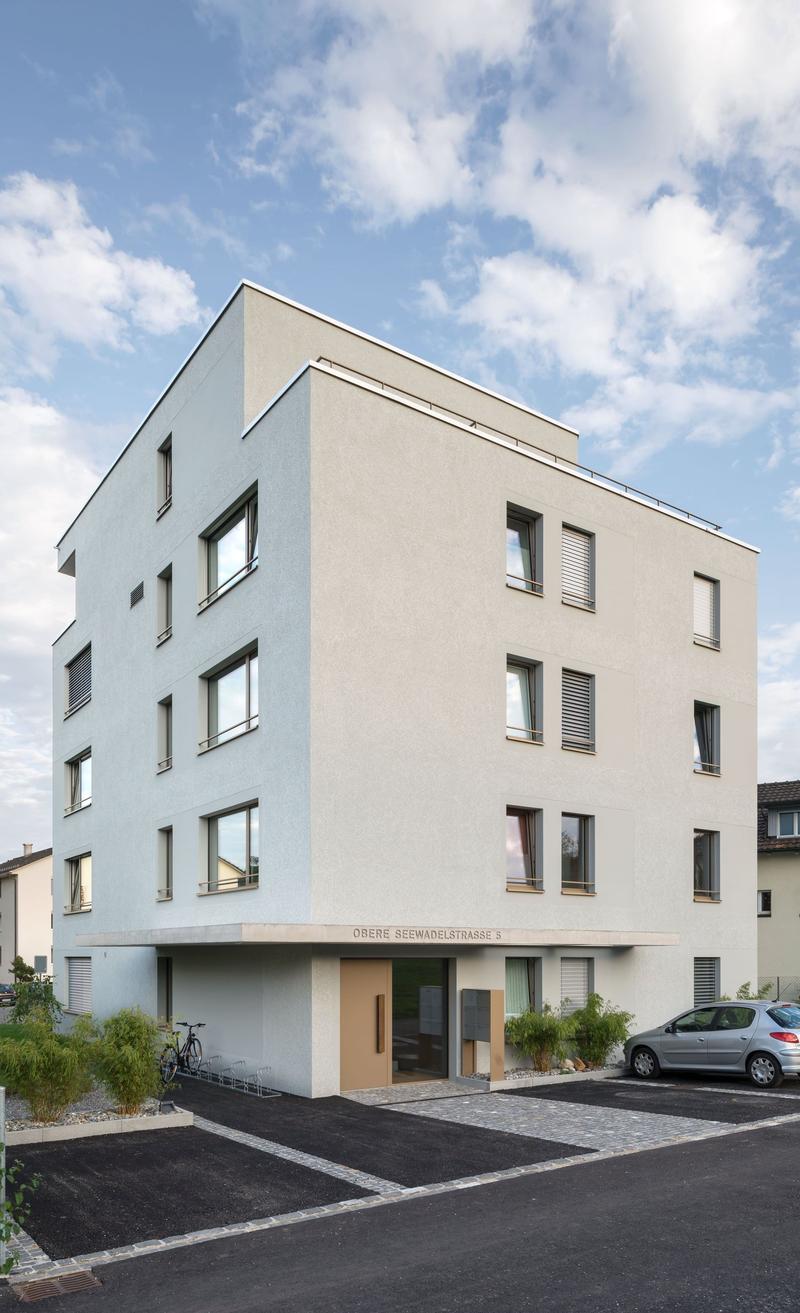 Grosszügige 3 1/2-Zimmer Wohnung (1)