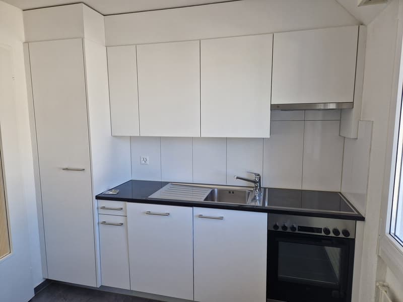 4-Zimmerwohnung an zentraler Lage mit schöner Weitsicht (6)