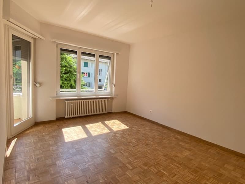 Gemütliche 2-Zimmer-Wohnung mit Balkon in Zürich-Albisrieden (7)