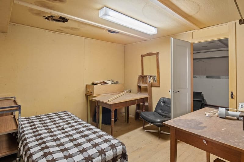 Da ristrutturare! Casa residenziale con ristorante Löwen (13)