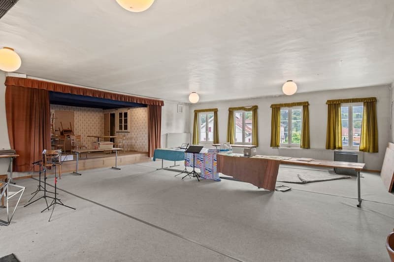 Da ristrutturare! Casa residenziale con ristorante Löwen (11)