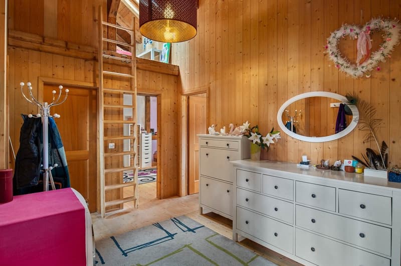 Bijou Dachwohnung mit Atelier (11)