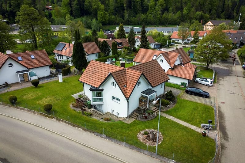 Willkommen Zuhause! Freistehend und familienfreundlich (2)