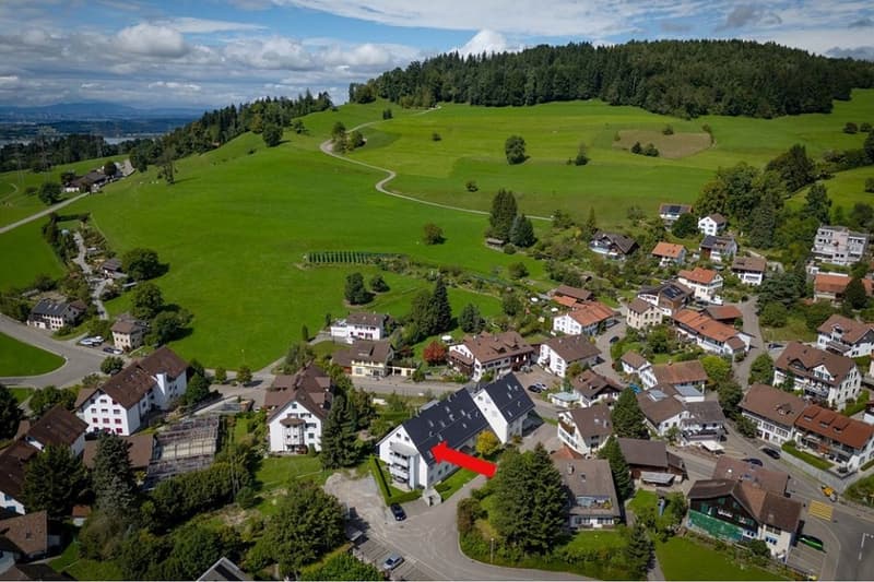 Gepflegte, grosszügige Dachwohnung (12)