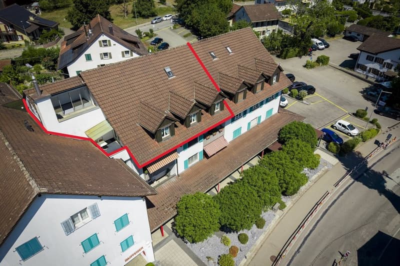 Mitten im Zentrum! Gepflegte Dach-Maisonette-Wohnung (3)