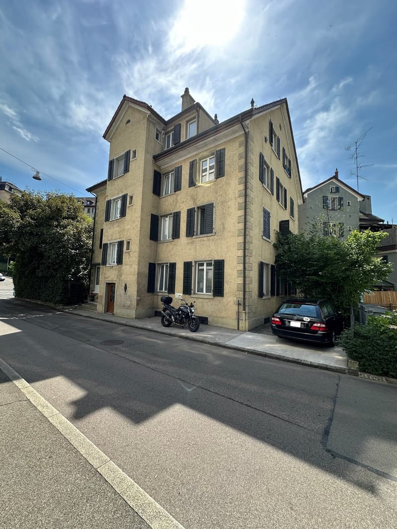Charmantes Mehrfamilienhaus an der Beckenhofstrasse 17 in Zürich (1)