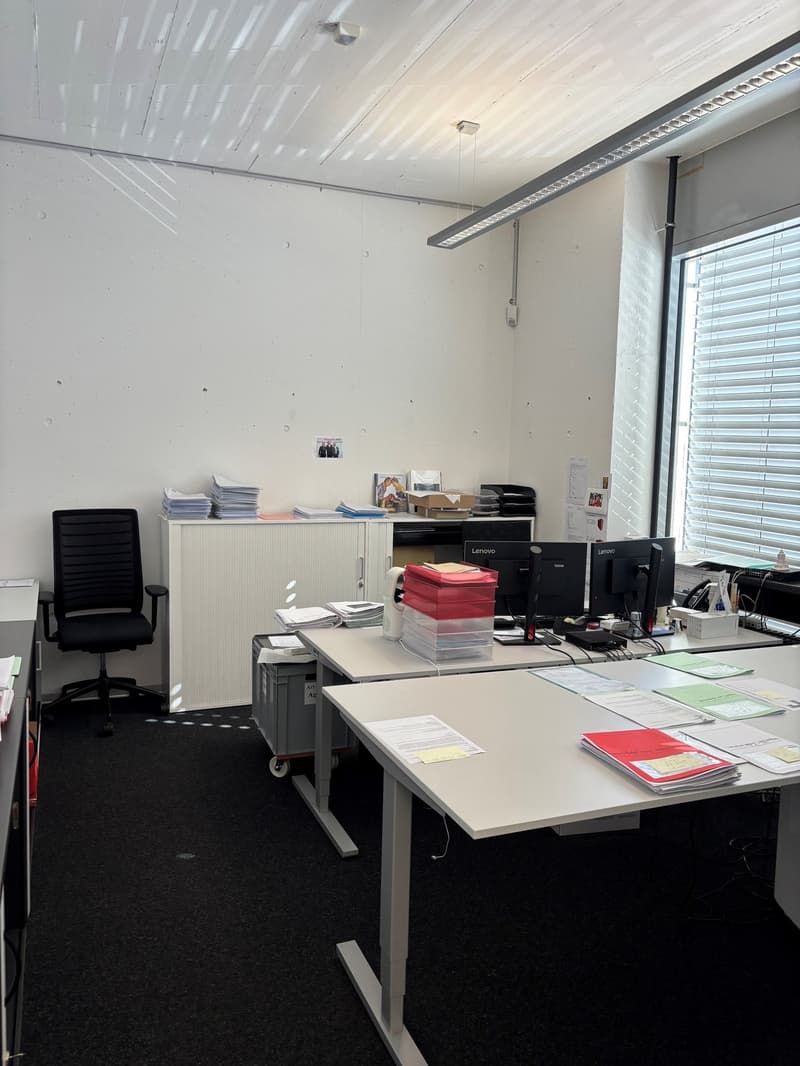 Attraktive Bürofläche mit 86 m² im Gewerbequartier Langhag, Effretikon (4)