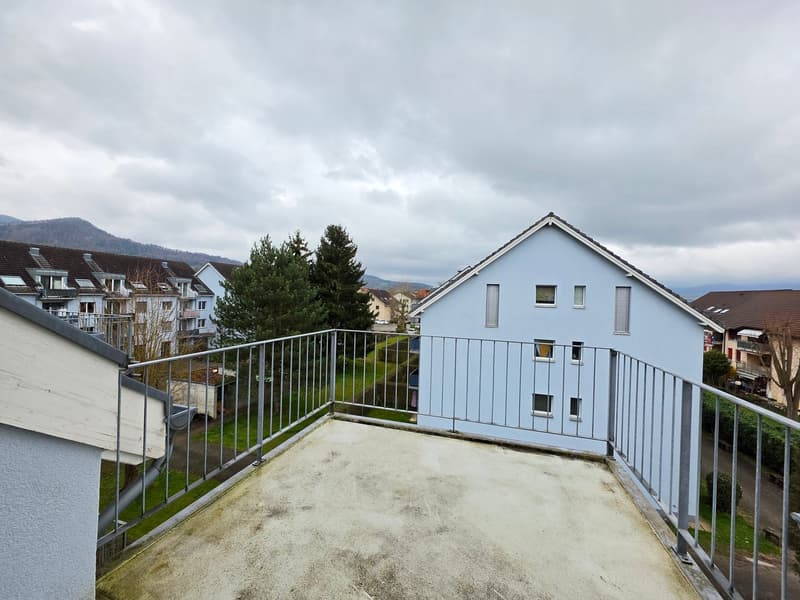 Spacious 3.5-room apartment for rent in a central location (16)
