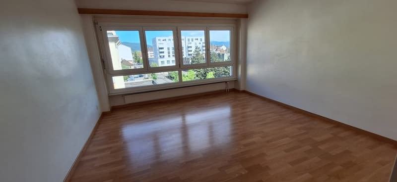 Charmant studio au 4ème étage avec ascenseur à Delémont (7)