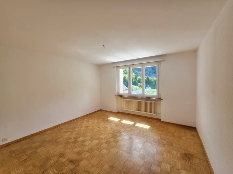 Three-room apartment with plenty of light for rent in Péry - fully renovated (16)