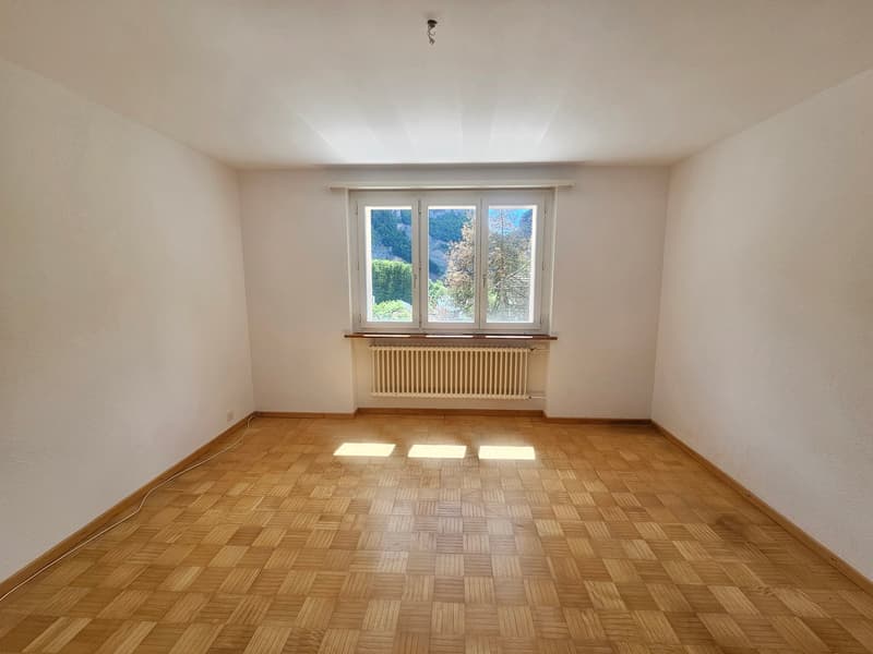 Three-room apartment with plenty of light for rent in Péry - fully renovated (15)