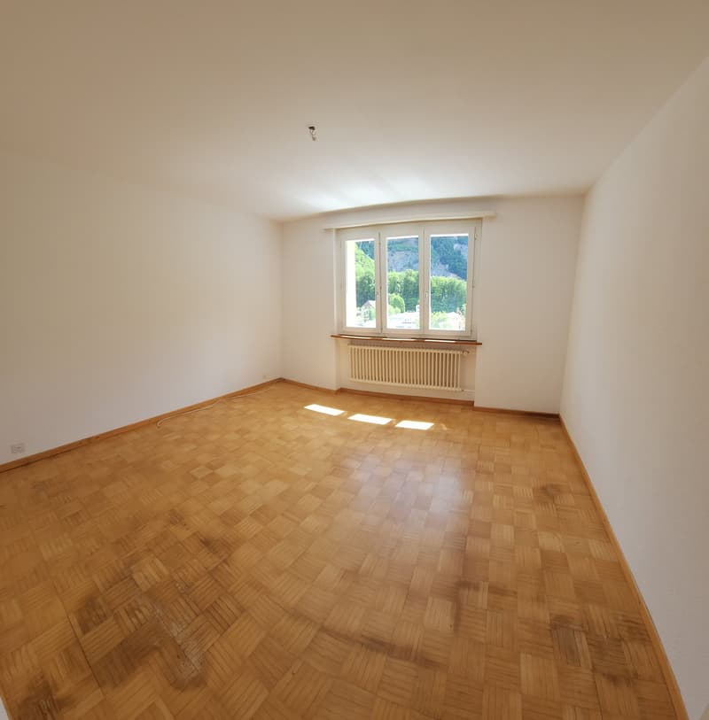 Three-room apartment with plenty of light for rent in Péry - fully renovated (12)