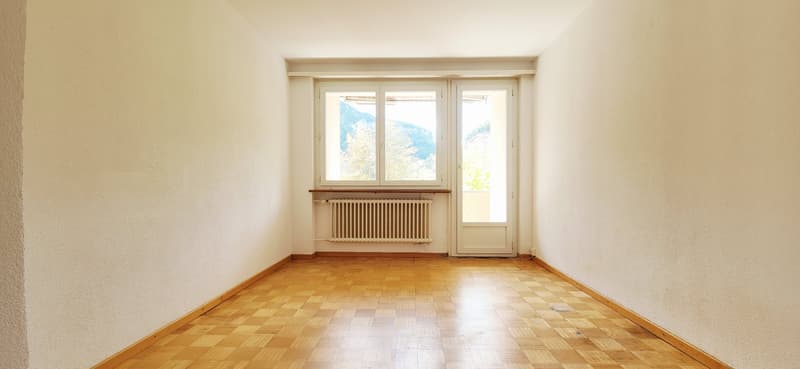 Three-room apartment with plenty of light for rent in Péry - fully renovated (8)