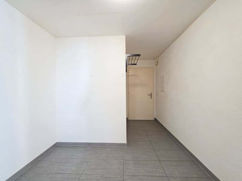 Appartamento moderno di 3.5 locali in affitto in una zona residenziale centrale (15)