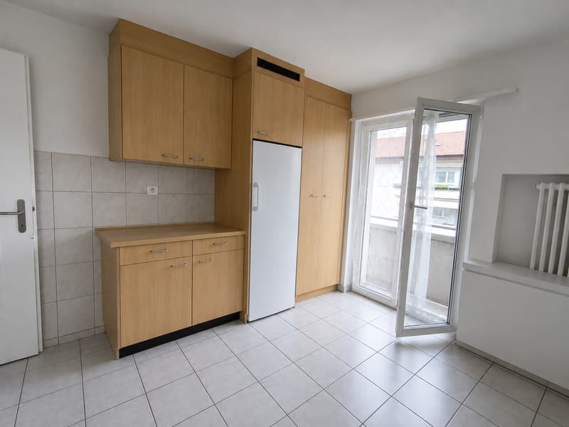 Appartamento accogliente di 3.5 locali con balcone in zona tranquilla in affitto (5)