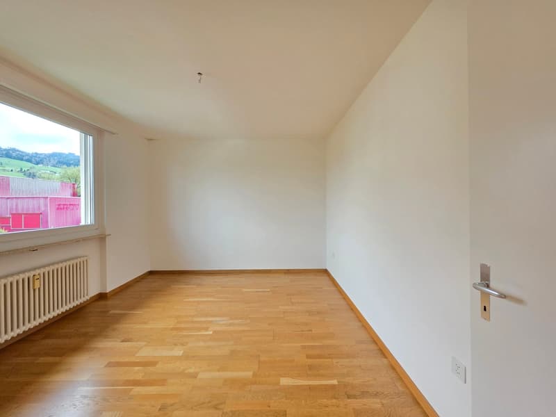 Bright 3-room apartment with balcony in Rorschach – available immediately (9)
