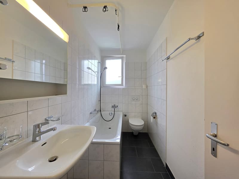 Bright 3-room apartment with balcony in Rorschach – available immediately (5)