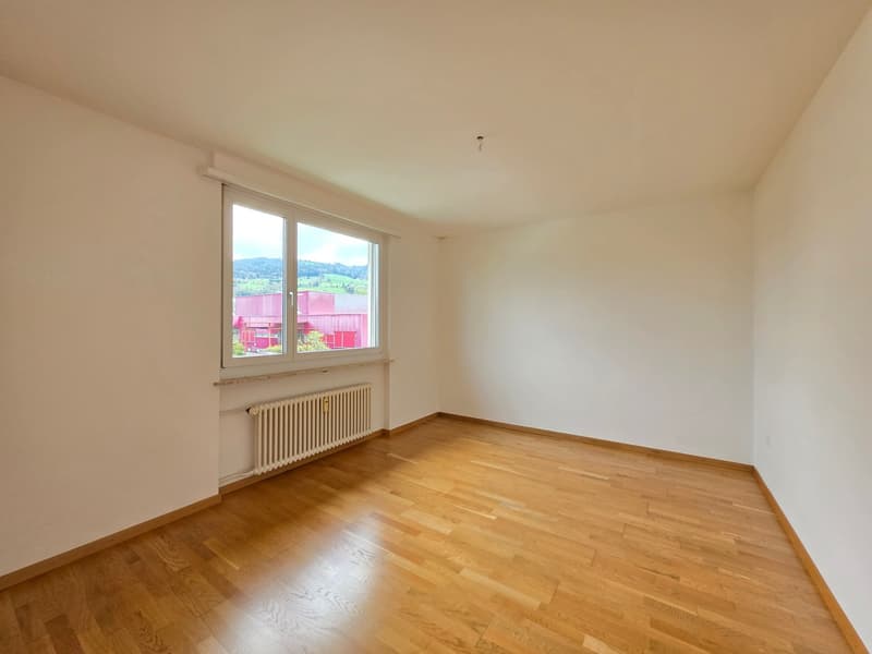 Bright 3-room apartment with balcony in Rorschach – available immediately (10)