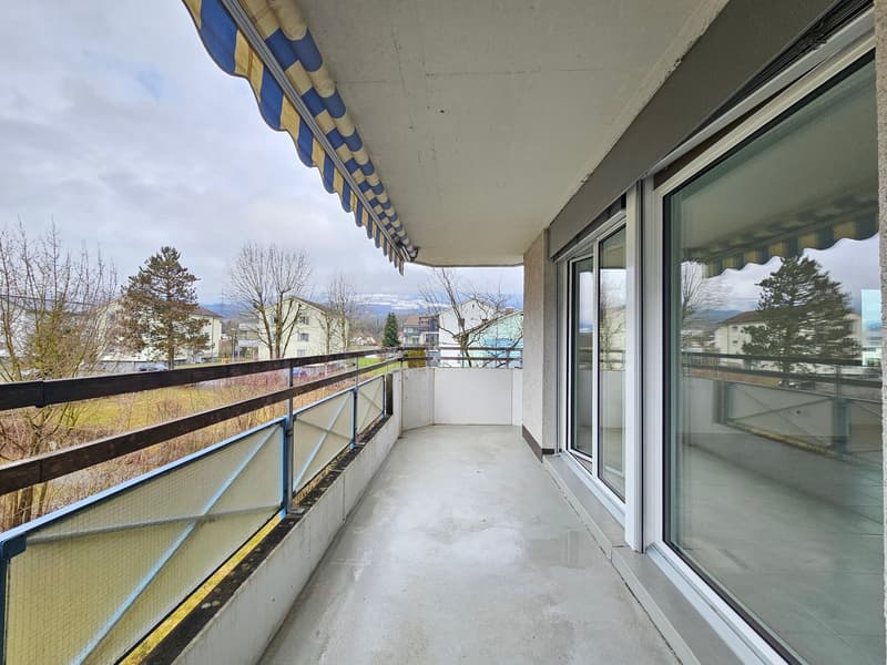 Appartement spacieux et lumineux de 4,5 pièces à louer immédiatement (16)