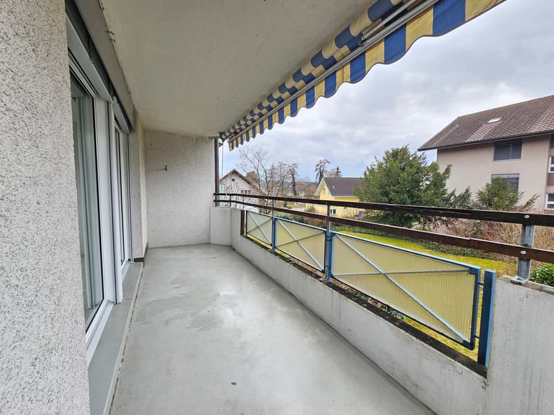 Appartement spacieux et lumineux de 4,5 pièces à louer immédiatement (14)