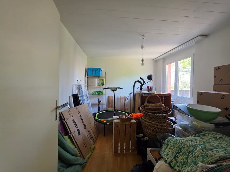 Appartamento di 4,5 locali con ampio spazio di giardino! (9)