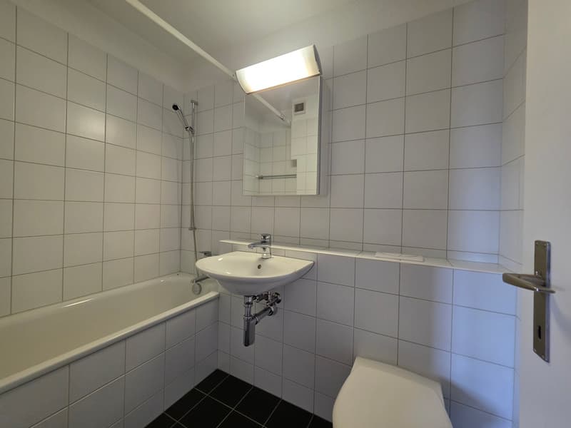 Charmant appartement 4.5 pièces à Büren an der Aare avec balcon et vue ! (6)