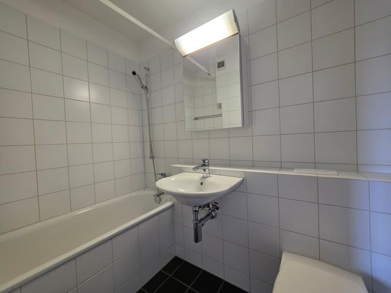 Charmant appartement 4.5 pièces à Büren an der Aare avec balcon et vue ! (9)