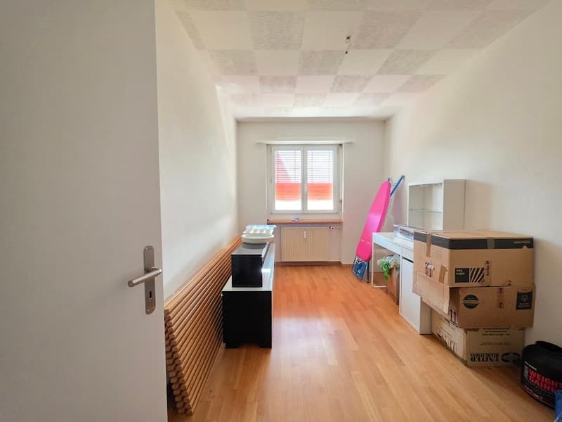 Helle 4-Zimmer-Wohnung in ruhiger Lage von Frenkendorf (9)
