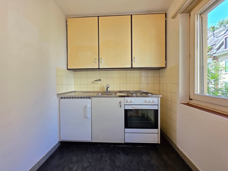 Befristete 1-Zimmer-Apartment mit Balkon (3)