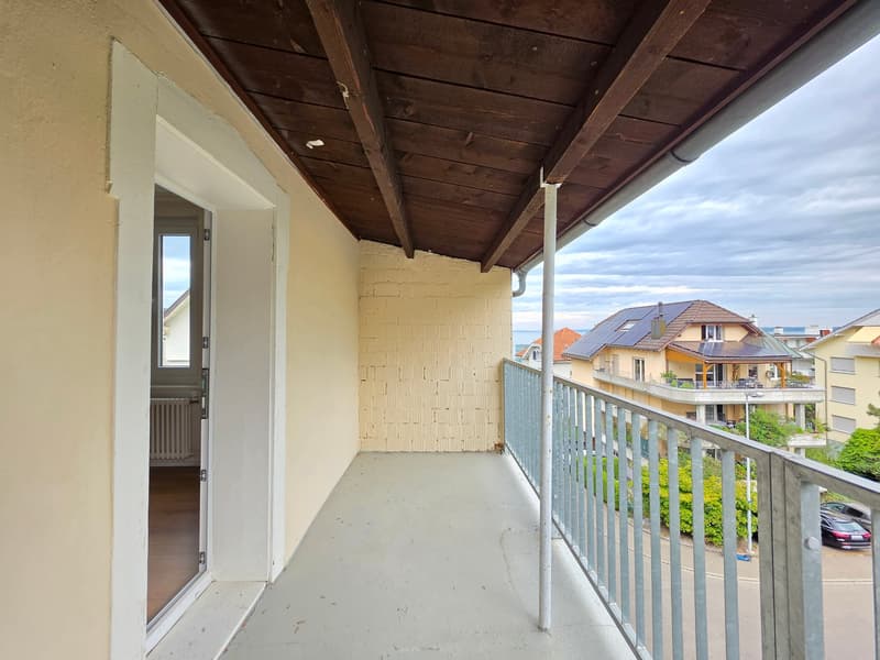 Charming 2.5-room apartment with a view of Rorschacher Bucht! (9)