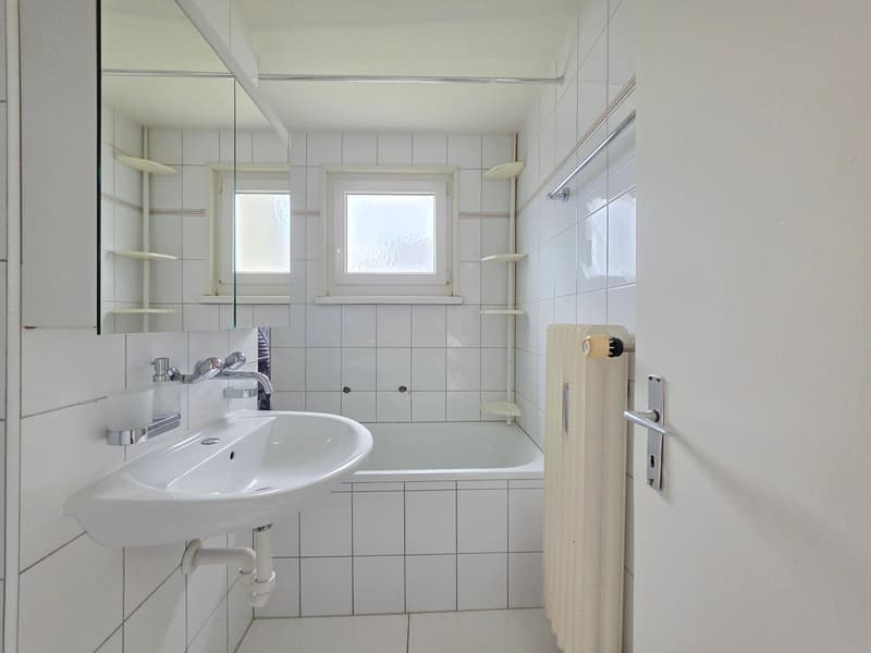 Bright, well-maintained 4.5-room apartment with balcony! (6)