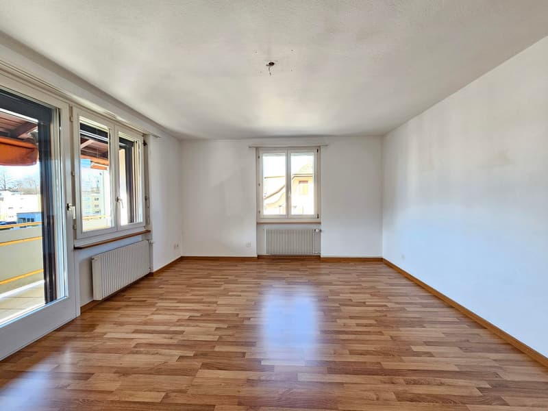 Grosszügige und gepflegte 5,5-Zimmer-Wohnung mit drei Balkonen in Toplage! (9)