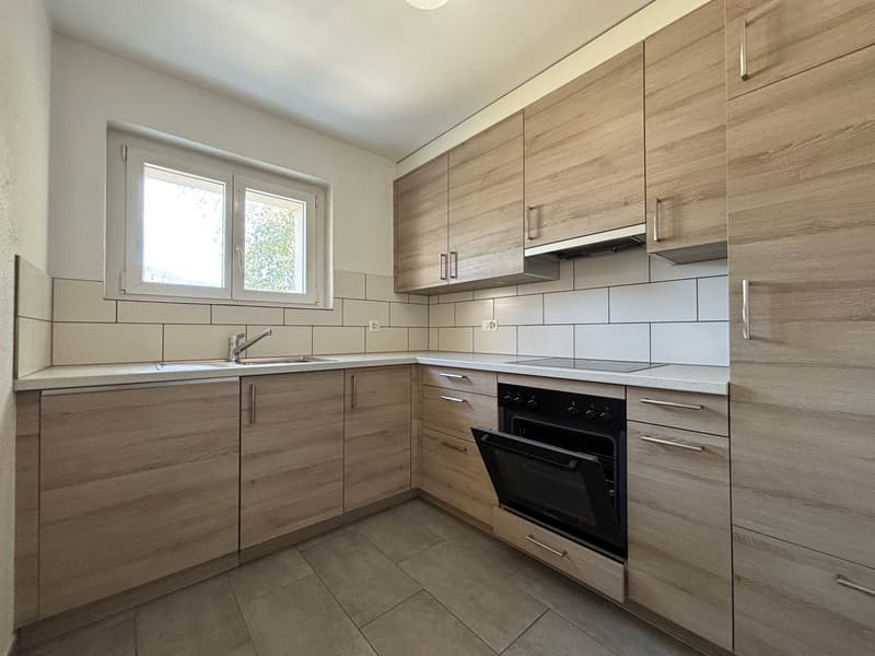 Spacieux appartement de 4 pièces avec balcon à Delémont (2)