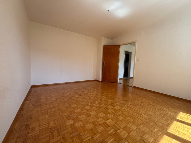 Spacieux appartement de 4 pièces avec balcon à Delémont (10)