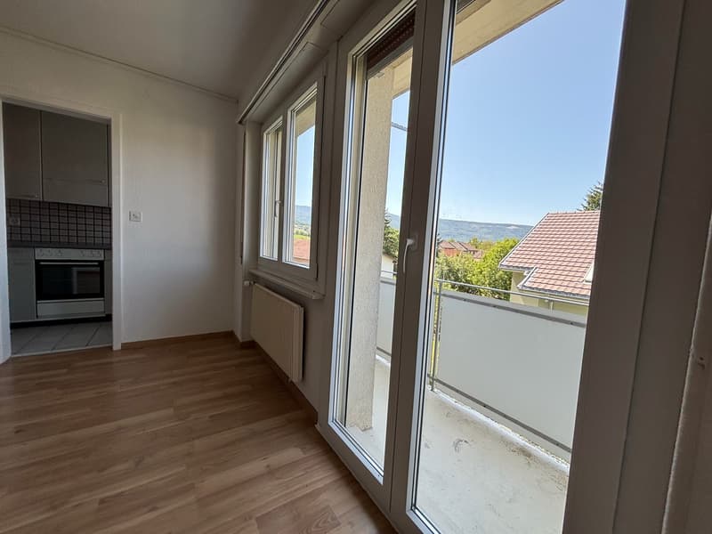 Charming 3-room apartment in Delémont – available immediately! (5)