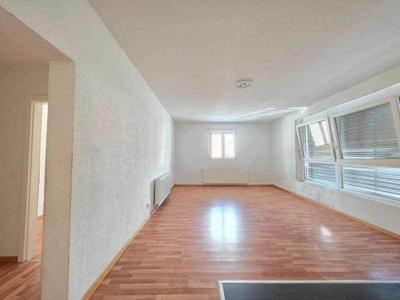 Appartamento accogliente di 3 locali al piano terra a Biel – disponibile immediatamente! (6)