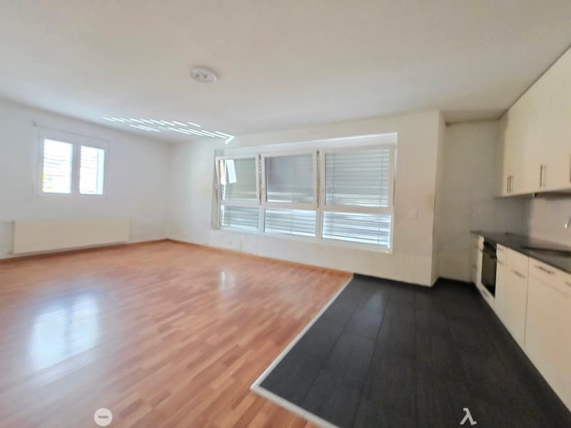 Gemütliche 3-Zimmer-Wohnung im Erdgeschoss in Biel – ab sofort verfügbar! (4)